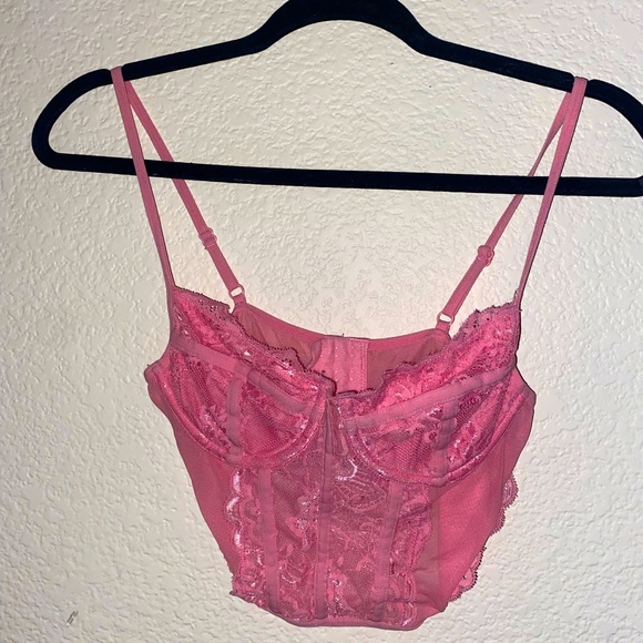 I am selling a cowl crop top from Tilly’s it is a corset front and back - Picture 1 of 2